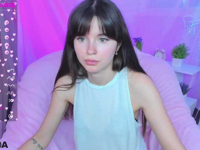 Photos MiyaEvans ❤️❤️❤️Hey! I am New! Ready to play with you-My goal: Get Naked/2222 tokens/❤️❤️❤️ #new #feet #18 #natural #brunette [none]